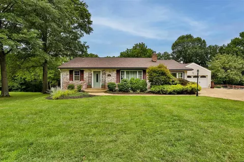 28 Lemp Rd, Saint Louis, MO 63122