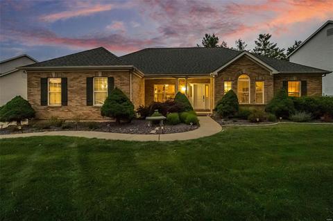 101 Woodcliffe Place Dr, Chesterfield, MO 63005