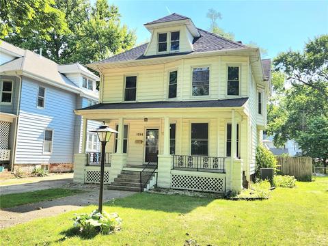 1334 Holmes Ave, Springfield, IL 62704 photo 1