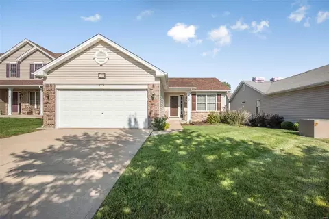 1010 Batters Box Ct, O'fallon, MO 63366 photo 2