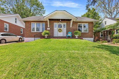 9024 Wabaday Ave, Saint Louis, MO 63114