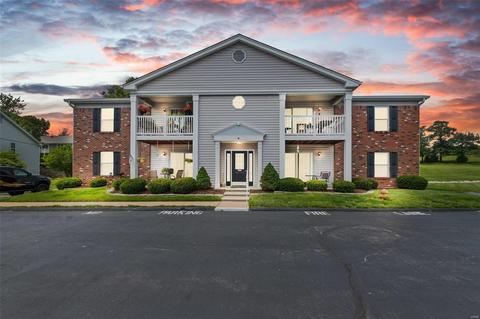 9 Berview Cir #B, Saint Louis, MO 63129