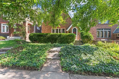 4041 Parker Ave, Saint Louis, MO 63116