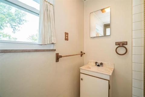 108 Maple Ln, Ballwin, MO 63011 photo 11