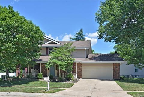 1309 Weidmann Estates Ct, Ballwin, MO 63011