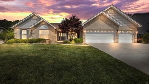 117 Berkshire Downs Dr, Saint Peters, MO 63376