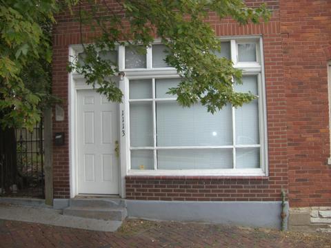 1113 Victor St, Saint Louis, MO 63104