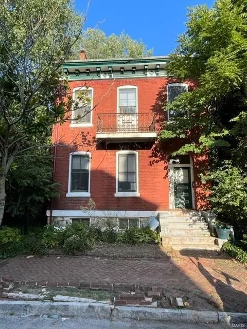 2406 S 13th St, Saint Louis, MO 63104