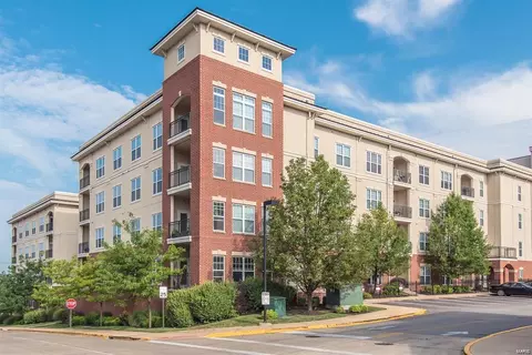 1241 Strassner Dr #1404, Saint Louis, MO 63144
