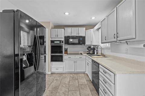 3280 Gwengreen Dr, Bridgeton, MO 63044 photo 8