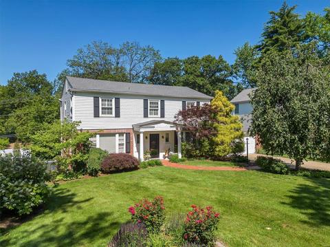 47 Highgate Rd, Saint Louis, MO 63132