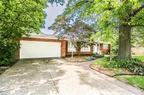 7132 S Rock Hill Rd, Saint Louis, MO 63123