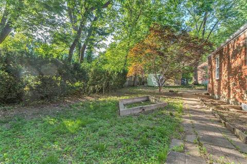 2 Raymar Pl, Ferguson, MO 63135 photo 5