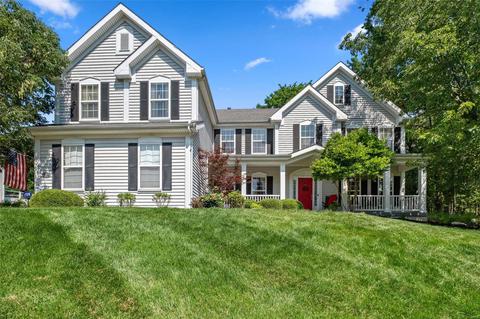 9236 Caddyshack Cir, Saint Louis, MO 63127