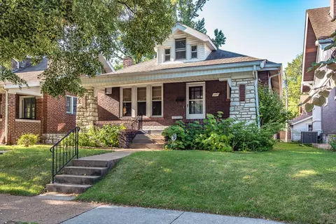 4006 Magnolia Pl, Saint Louis, MO 63110