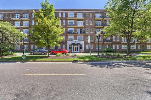 5630 Pershing Ave #35, Saint Louis, MO 63112