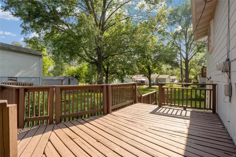 332 Sorrento Dr, Ballwin, MO 63021 photo 16