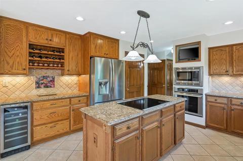 925 Oakgrove Park Ct, Ellisville, MO 63021 photo 13