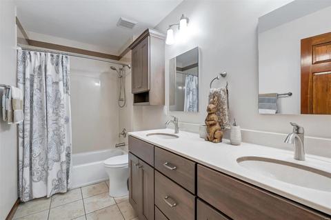 925 Oakgrove Park Ct, Ellisville, MO 63021 photo 31