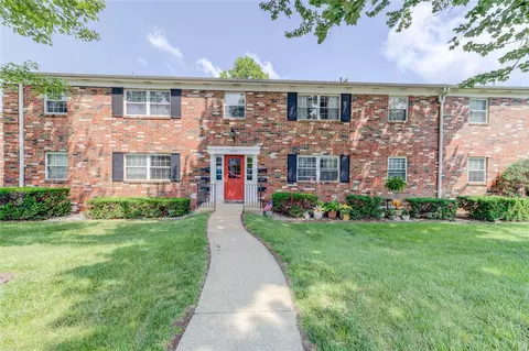 3133 Roger Williams Dr #F, Bridgeton, MO 63044