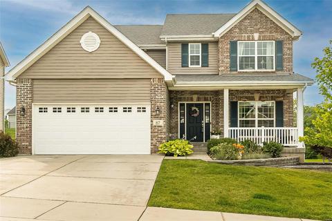 87 Hidden Bluffs Dr, Lake Saint Louis, MO 63367