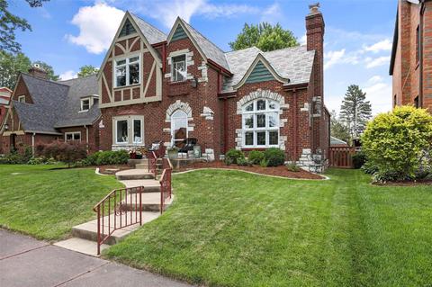6207 Delor St, Saint Louis, MO 63109