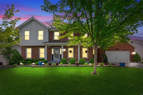 2932 Westborough Dr, Saint Charles, MO 63301