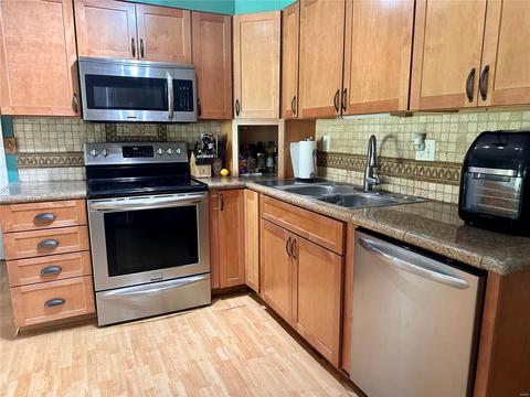 733 Montbrook Dr, O'fallon, MO 63366 photo 7