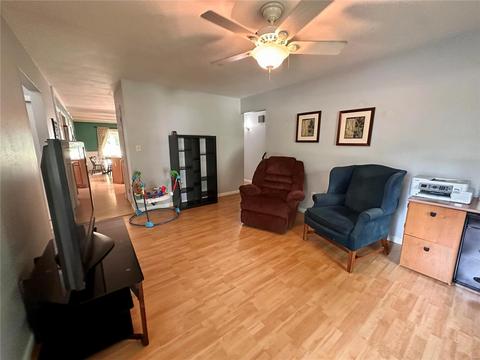 733 Montbrook Dr, O'fallon, MO 63366 photo 5