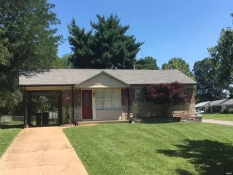 7931 Birkenhead Dr, Marlborough, MO 63123
