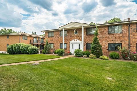 7840 Sunray Ln #2, Saint Louis, MO 63123
