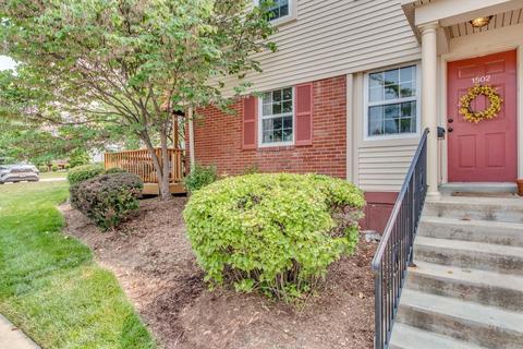 1502 Oriole Ln, Saint Louis, MO 63144