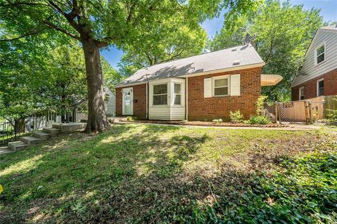 744 N Laclede Station Rd, Saint Louis, MO 63119