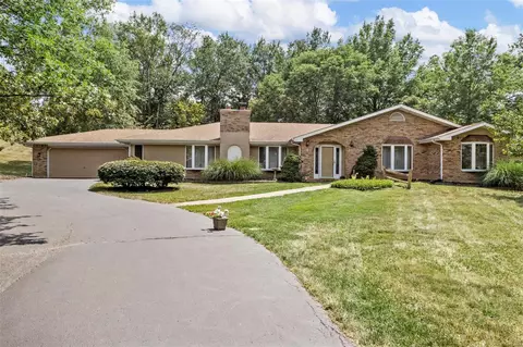 7 Patty Ann Ct, Saint Peters, MO 63376