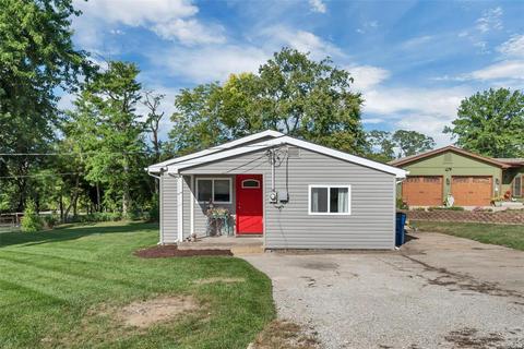 31 Plackemeier Dr, O'fallon, MO 63366