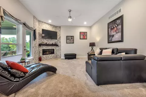 9 Crescent Meadows Ct, Eureka, MO 63025 photo 40