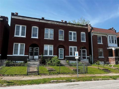 5222 Paulian Pl, Saint Louis, MO 63113