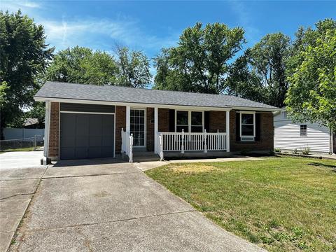 3 Parkdale Ln, Saint Peters, MO 63376