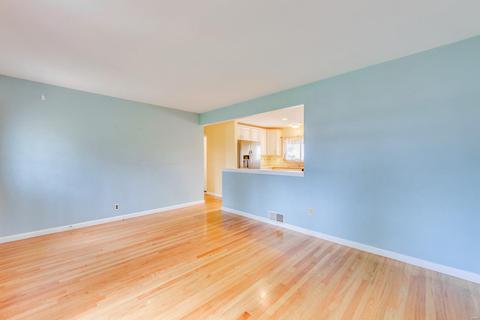 11000 Patsy Dr, Saint Louis, MO 63123 photo 8