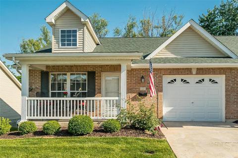 121 Green Gables Dr, Wentzville, MO 63385