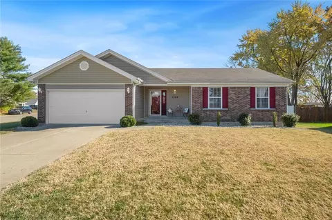 1348 Pegasus Trl, Saint Peters, MO 63376