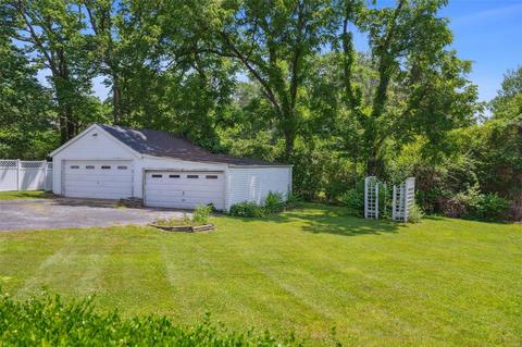 328 Henry Ave, Manchester, MO 63011 photo 3
