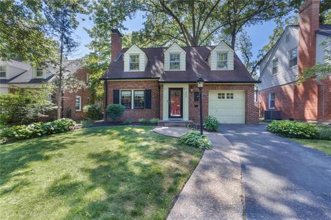 549 Hollywood Pl, Saint Louis, MO 63119