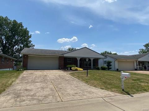 3232 Bridgeridge Dr, Saint Louis, MO 63125