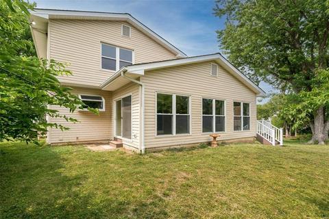 154 Hickory Tree Ct, Ballwin, MO 63011 photo 3