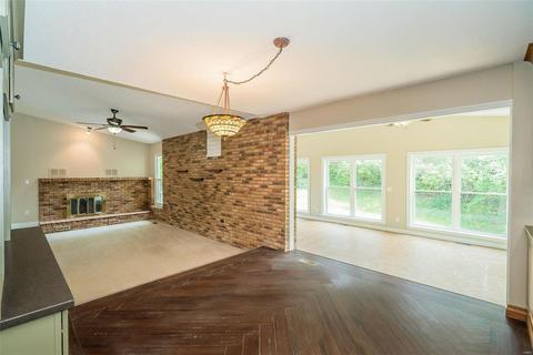 154 Hickory Tree Ct, Ballwin, MO 63011 photo 14