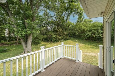 154 Hickory Tree Ct, Ballwin, MO 63011 photo 31