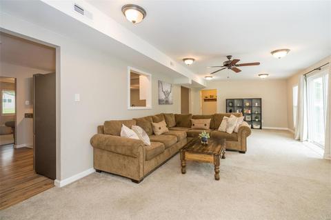 302 Allen Dr, O'fallon, MO 63366 photo 19