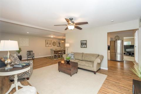 302 Allen Dr, O'fallon, MO 63366 photo 5