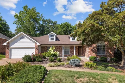 5109 Quail Creek Estates Ct, Saint Louis, MO 63128